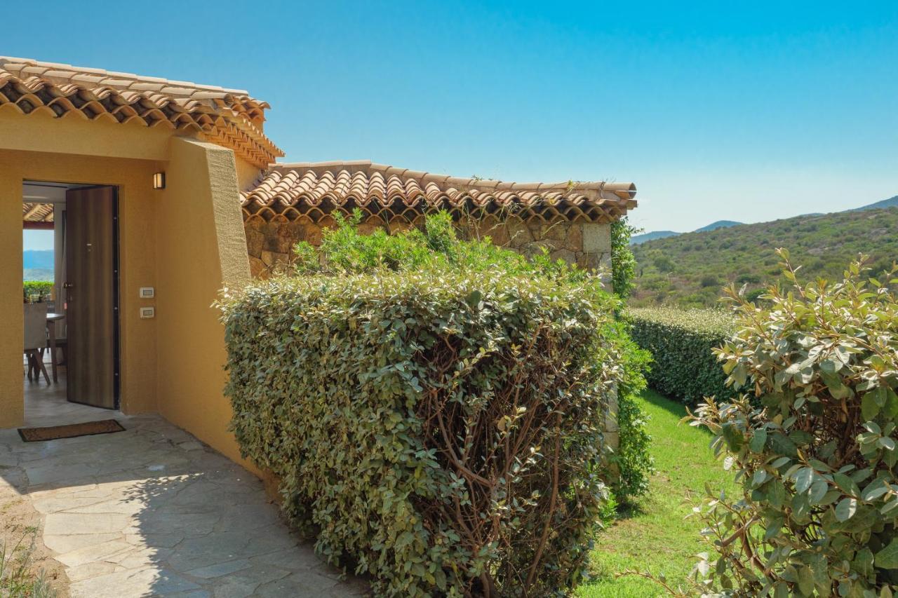 Villetta D'Arancia - Sherdenia Luxury Apartments Marinella  Eksteriør bilde
